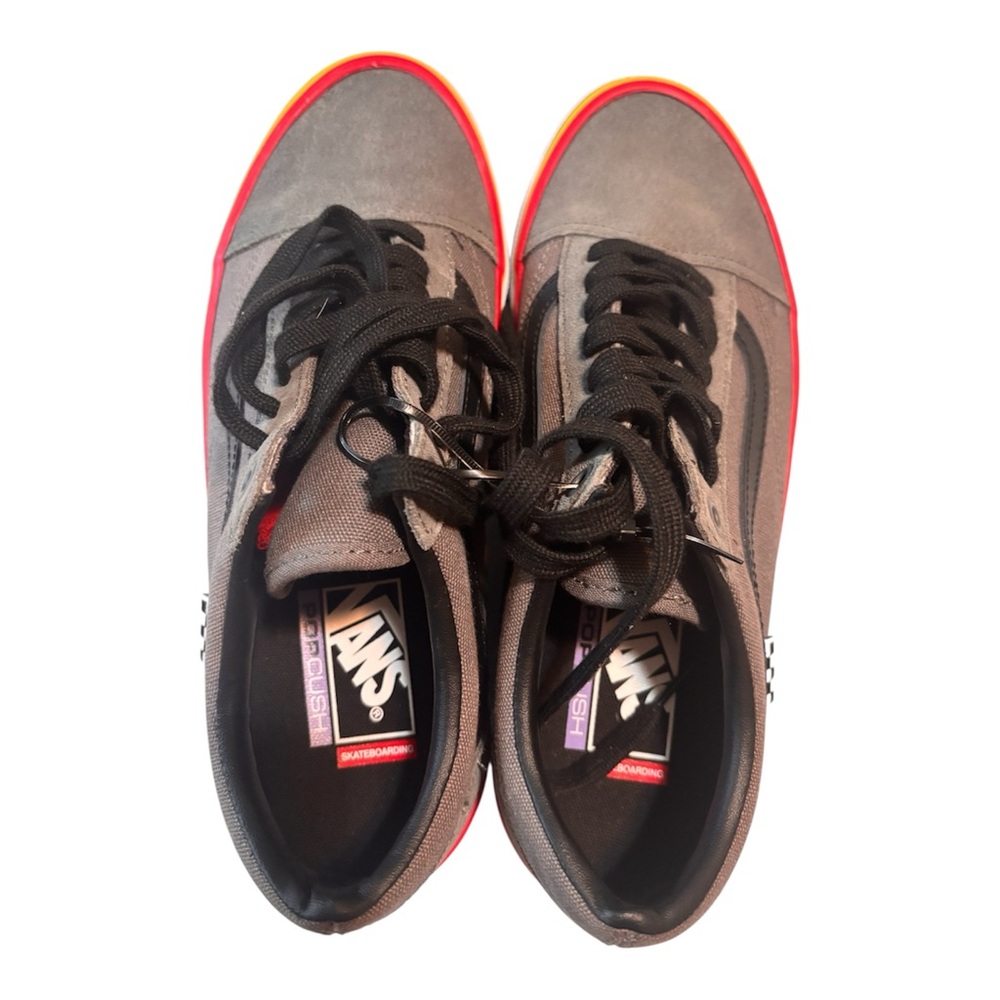 Vans Men's Skate Old Skool shoes in Rasta  Gray with Red Trim Size 8